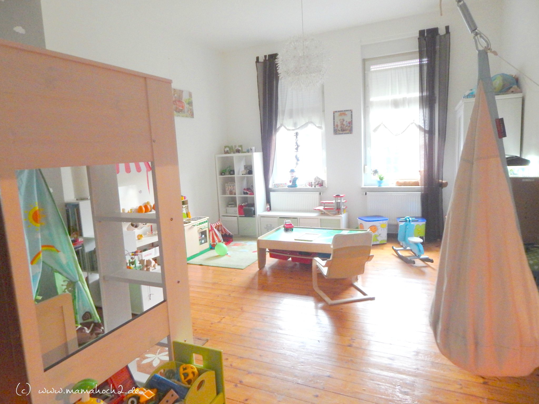 einblick kinderzimmer grau