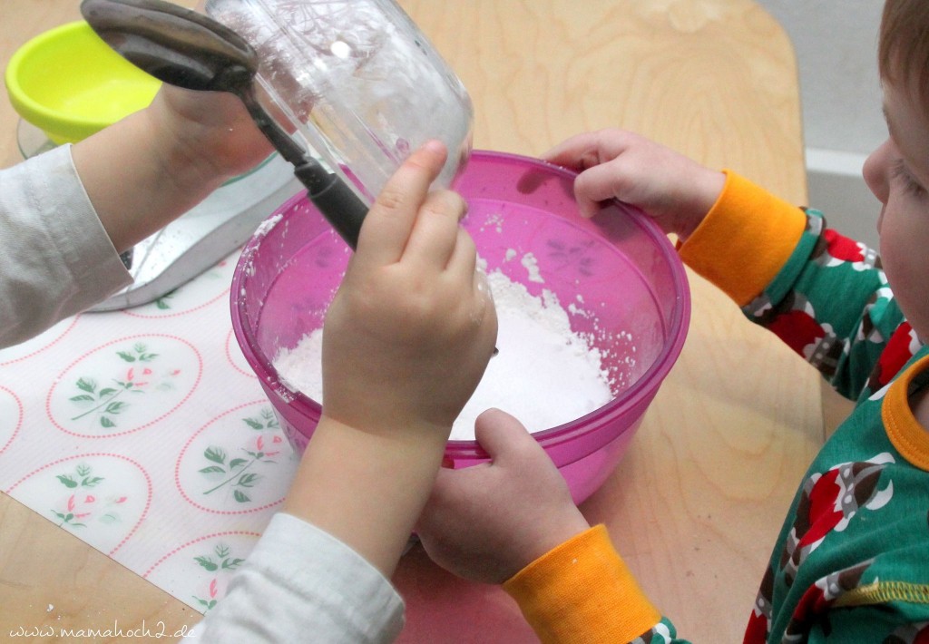 sprudelnde Badekugeln für Kinder selber machen (5)