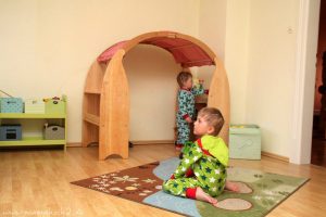 montessori spielbogen spielhaus kinderzimmer