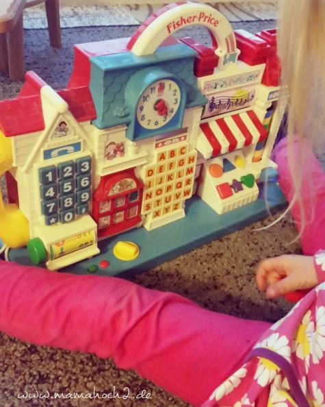 spielhaus-fisherprice