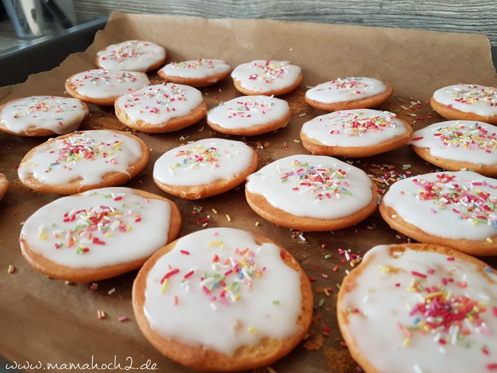 schnelles Rezept für Minikuchen - ideal für kleine Kinderhände ⋆ Mamahoch2