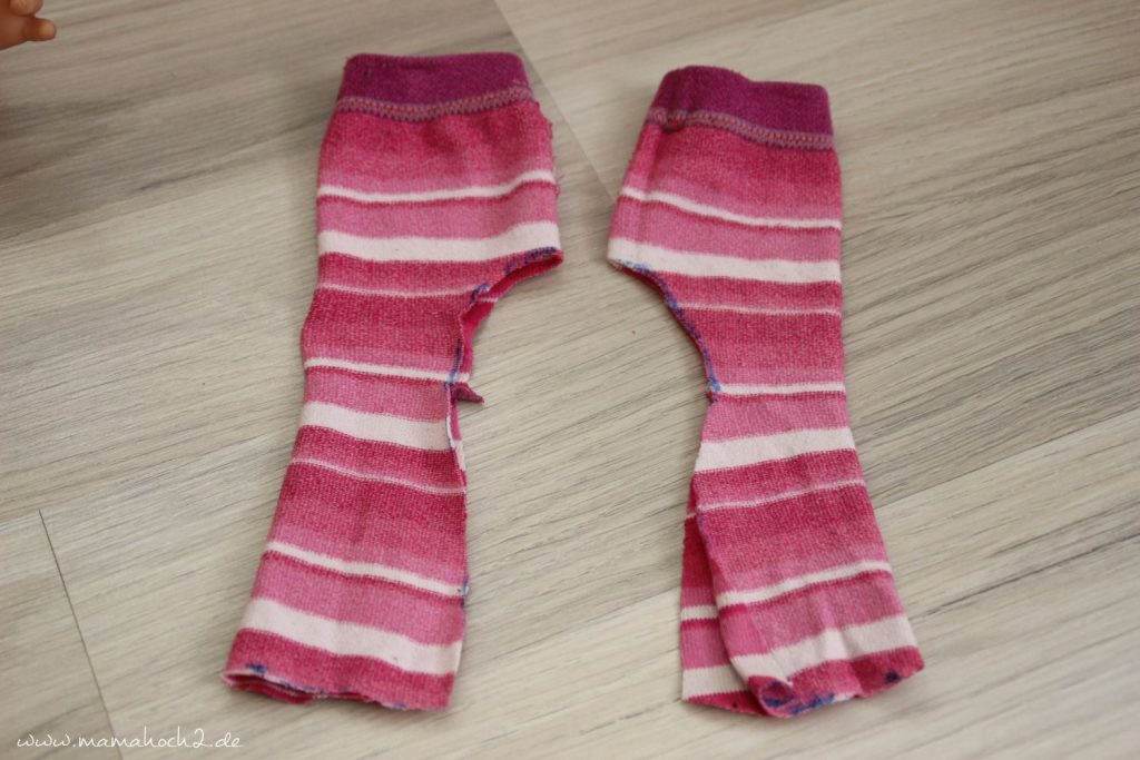 DIY Nähanleitung Puppenhose aus alten Strumpfhosen und Socken (3)