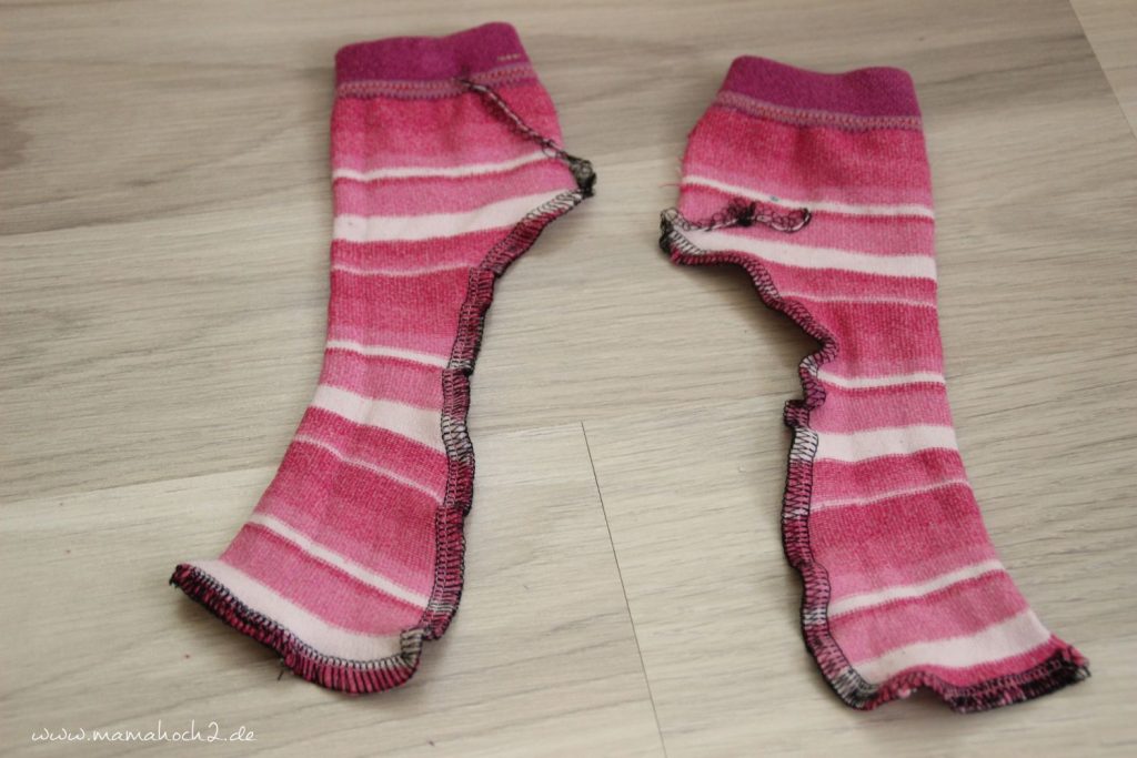 DIY Nähanleitung Puppenhose aus alten Strumpfhosen und Socken (4)