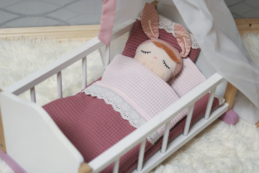 Puppenbettwäsche leicht genäht mit unserem Mamahoch2 Freebook