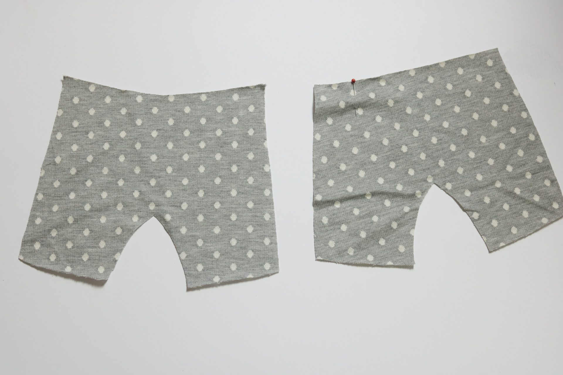 Puppenhose nähen Schnittmuster und Nähanleitung ⋆ Mamahoch2 Puppenhose nähen Schnittmuster und Nähanleitung ⋆ Mamahoch2