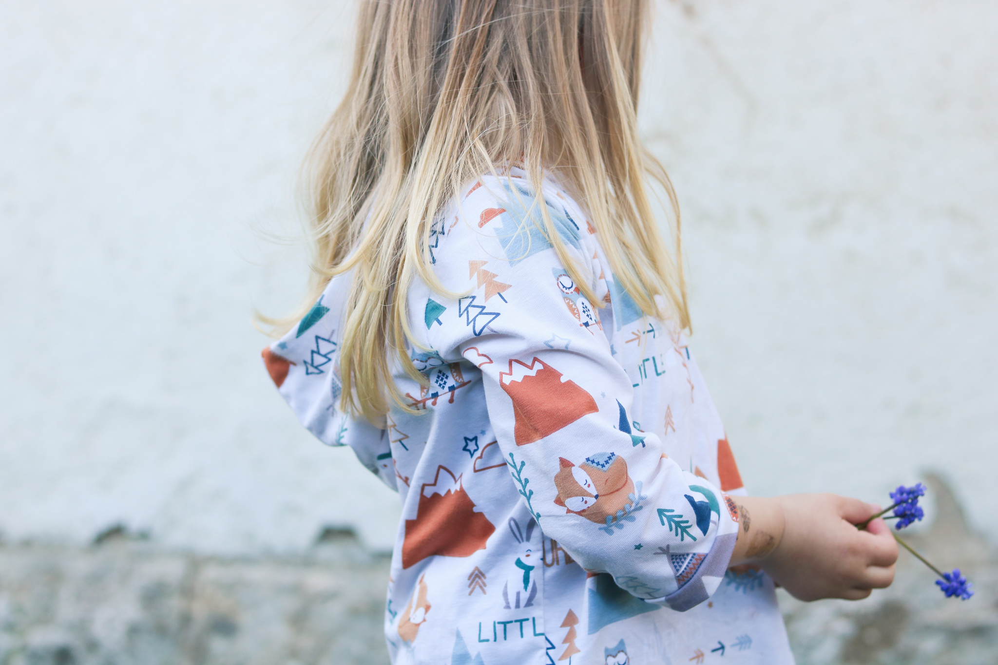 Anfänger-Nähanleitung und Schnittmuster Kinder Oversize Shirt-Kleid: Lovesize Rockers 80 bis 164