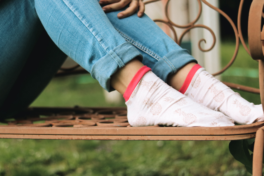 Nähe Sneakersocken für den perfekten Sommerlook – mit Nähanleitung für Anfänger und Schnittmuster